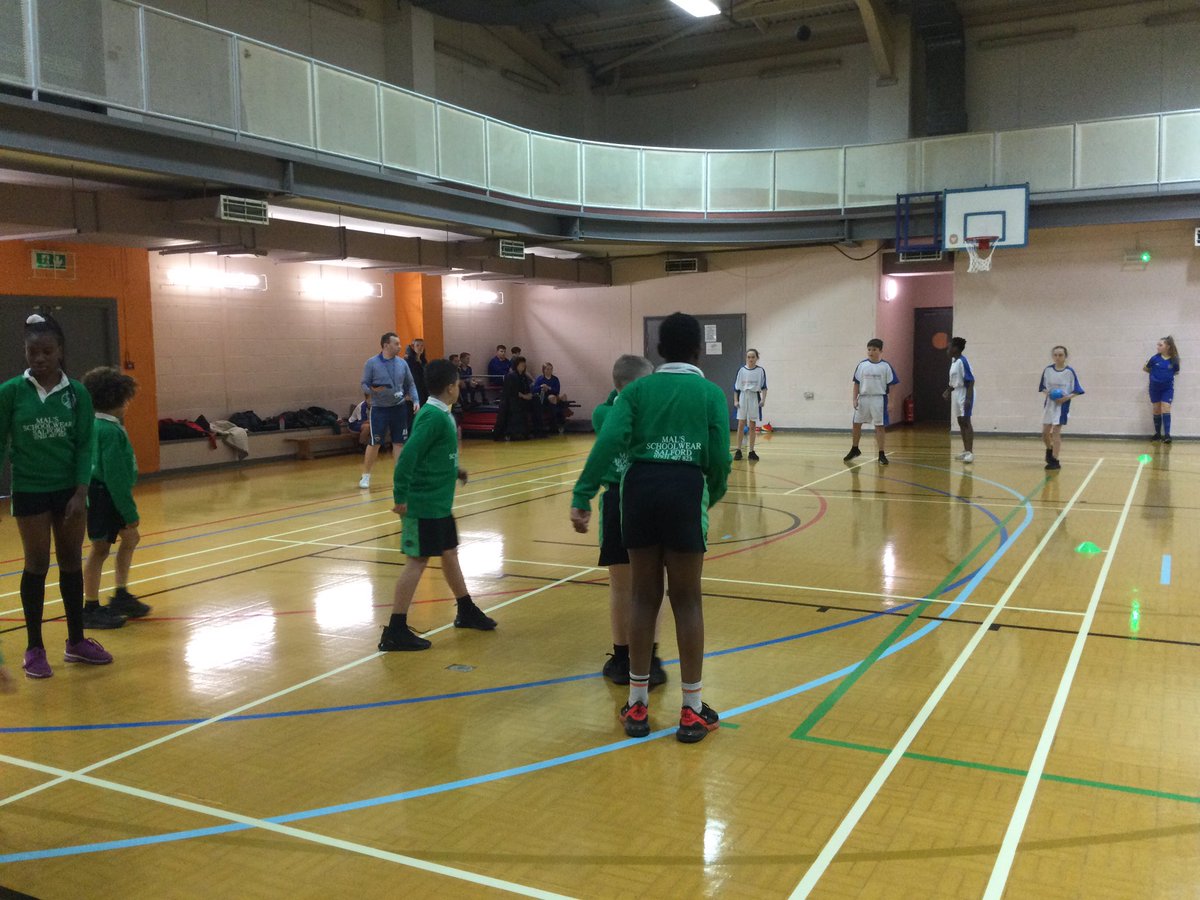 PERiverView1's tweet image. Well done to our Dodgeball team who competed in our second EIP cluster event of the school year. #Dodgeball #tournament #teamwork 🤾🏼‍♀️🤾🏾‍♂️