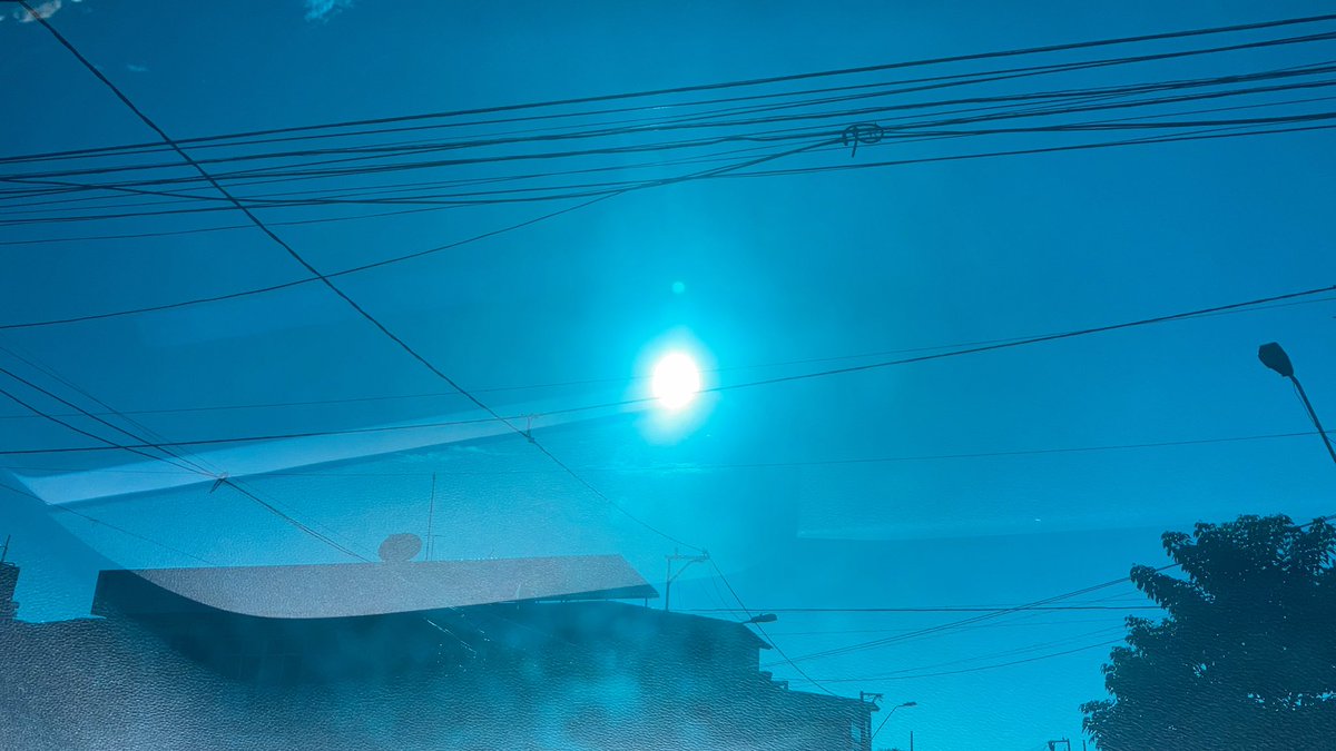 Geografotreze's tweet photo. O sol há de brilhar mais uma vez!
#forapilantra https://t.co/czp1ZKFczD