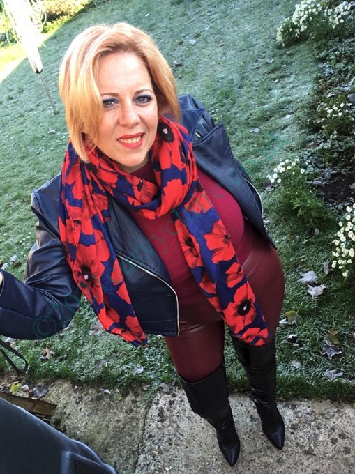 Out filming in Ely park this morning if you want to find me&hellip;. https://t.co/0uKTPfI5l8<a href="/tag/lingerie"class="tags"><span>#lingerie</span></a><a href="/tag/stockings"class="tags"><span>#stockings</span></a><a href="/tag/boots"class="tags"><span>#boots</span></a><a href="/tag/blacklingerie"class="tags"><span>#blacklingerie</span></a><a href="/tag/stockingsandsuspenders"class="tags"><span>#stockingsandsuspenders</span></a>