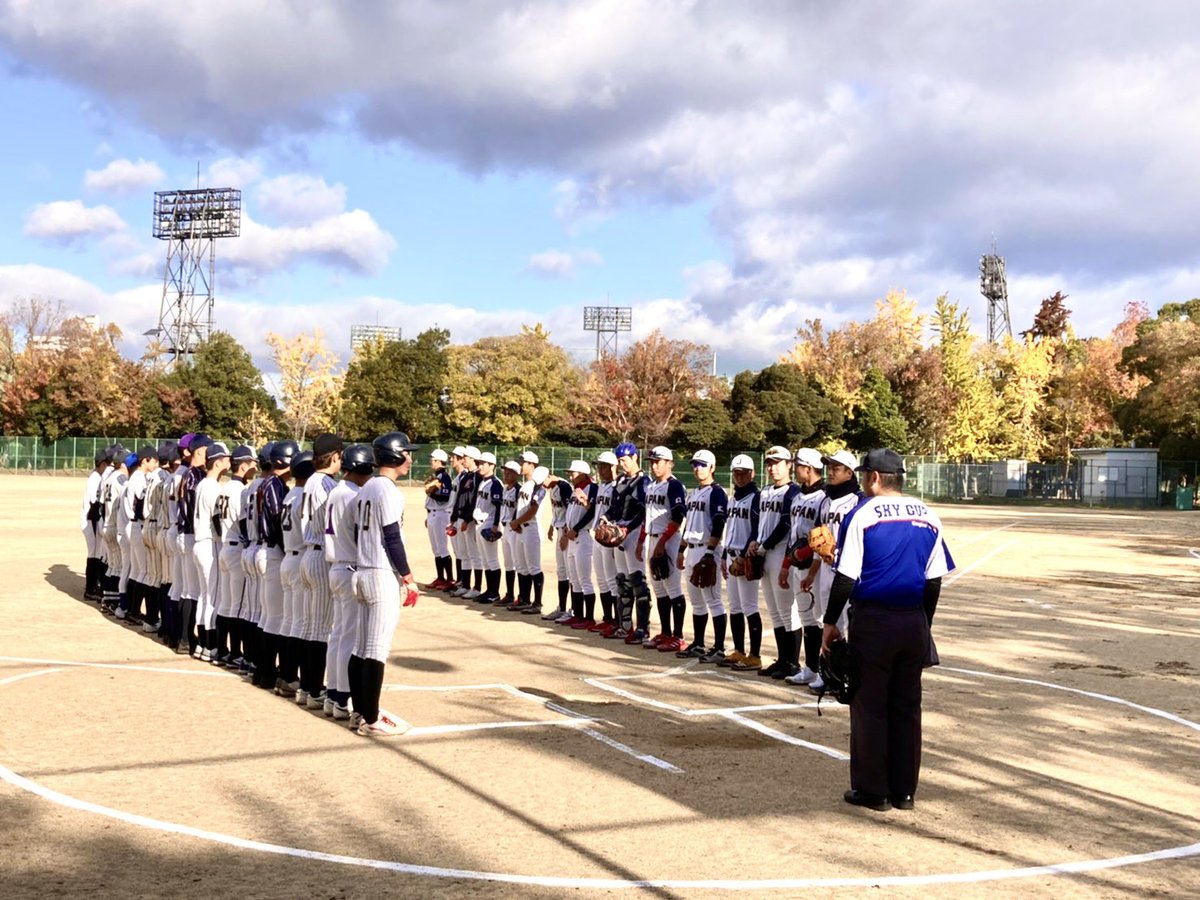 osu_baseball's tweet photo. 1試合目
関西選抜ＶＳSWBC JAPANＡ代表
6対3で勝利。大阪成蹊大学の4年の沖田と3年の梅原が逆転タイムリーを放ち逆転した。

2試合目
関西選抜ＶＳSWBC JAPANＢ代表

2試合の成績
沖田3打数1安打
梅原
5打数2安打1死球1四球

Ａ代表には大阪成蹊大学のエース、4年の泉も在籍している。
#大阪成蹊大学 https://t.co/HrLidpZP2N