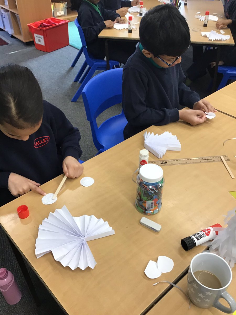 Halley Year 3 tweet media