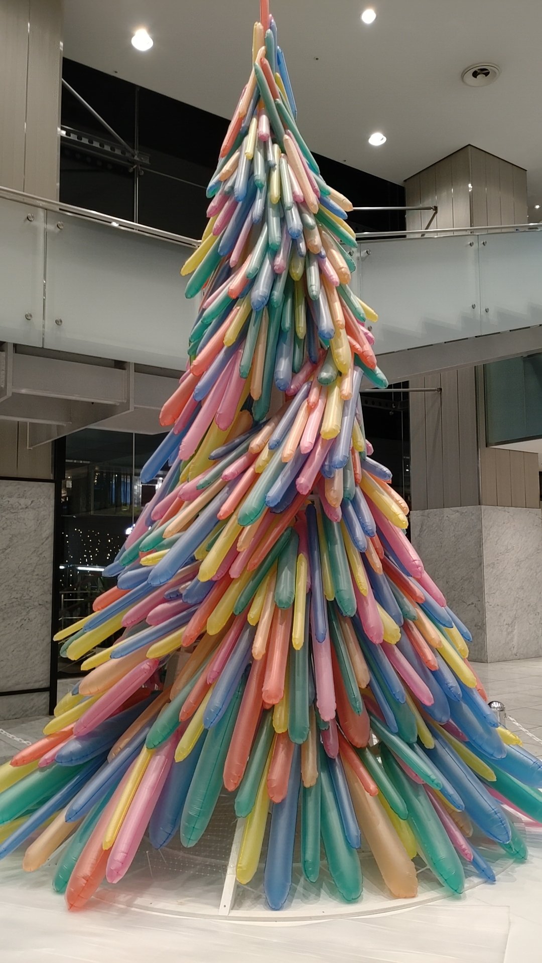 大量 使用済みコンドーム 