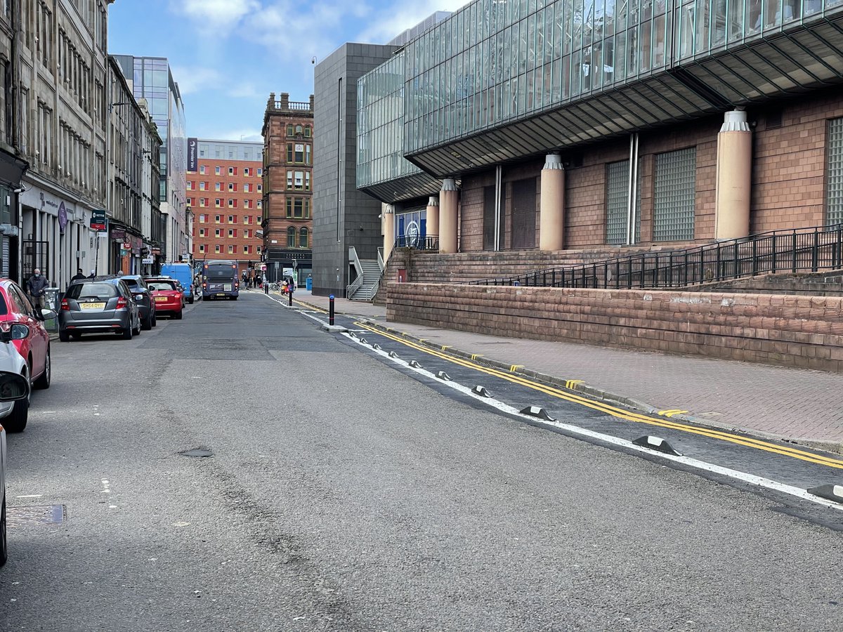 Hi folks, am looking for two-way cycling on one way motor traffic streets (contraflow cycling) examples?

I need argue it can happen, and that balance approach is having it in place instead of not having it! Thanks.

Here is example in Glasgow (though this is isn’t wide enough):