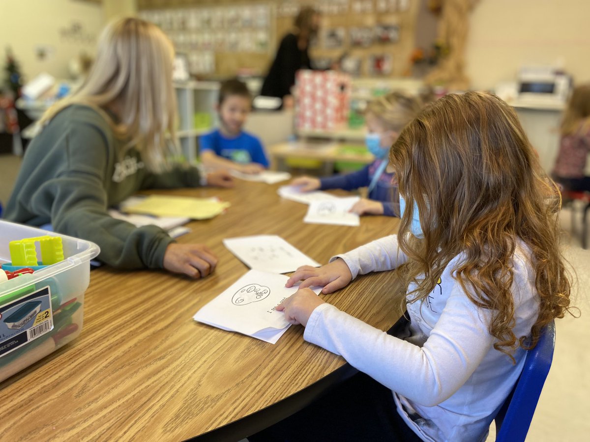 How rich can literacy be promoted in a play-based setting like a kindergarten? I just observed a gold mine in <a href="/SchoolMacdonald/">Macdonald School</a> by one of our <a href="/GSSD204/">Good Spirit SD</a> interns. Letter sounds, formations &amp; associations. Books &amp; reading patterns. Backed by great pace &amp; other engaging centres. 🌟
