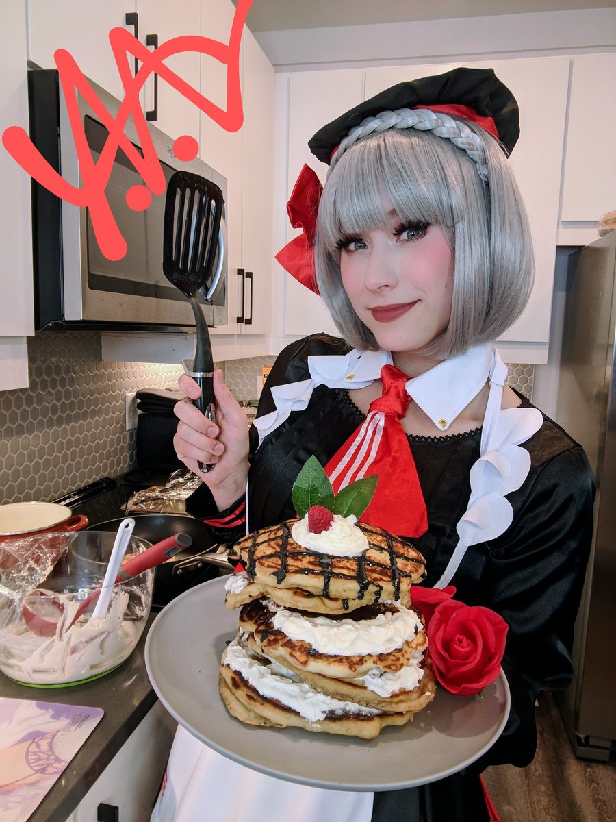 mirascarletmade's tweet photo. I made Noelle's lighter than air pancakes from #GenshinImpact live last night! 💖🖤💖🖤💖

Would you eat them??🥞🍴 https://t.co/bReJ3VsfXm