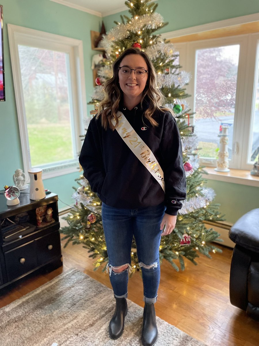 Veronica DeVoe tweet media