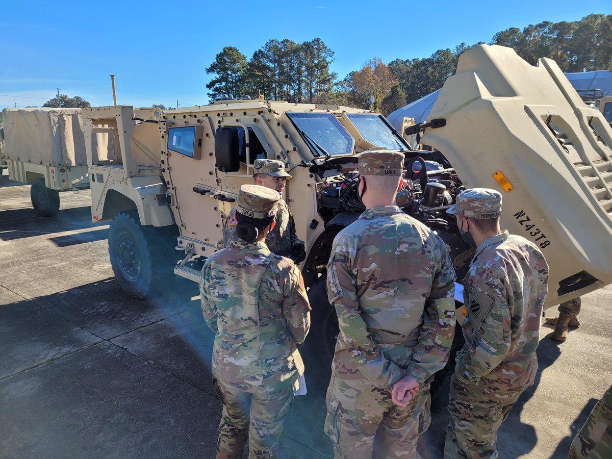1ABCT_3ID's tweet image. How do you #MotorpoolMonday? SFRG raising money and LPDs on the JLTVs #Modernization

Share your pictures in our comments below. 

@3rd_Infantry @SpartanBrigade @MarneCG @18airbornecorps @FORSCOM @USAGStewartHAAF #RaidersFirst #ROTM #NotFancyJustTough