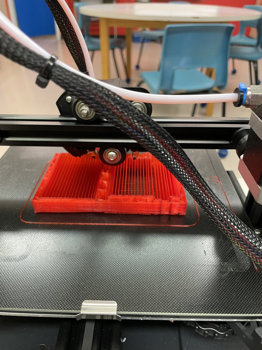 MissSnookHunt's tweet photo. 🚨@sville_elem has two more creations on the printer for our village. Both created by a grade 5 student. Check back tomorrow when we post what two building these are for our Winter Wonderland!!! @chriselleeducat @brilliant_labs https://t.co/I55mB0SMu3