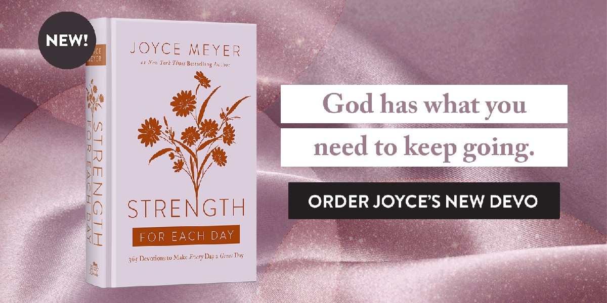 JoyceMeyer's tweet photo. Joyce’s practical teaching format in this 365-day devotional will encourage you to take the time for yourself so that you can receive Strength for Each Day! Order your copy today at https://t.co/9uxQWPTxXy #StrengthForEachDay #NewDevo https://t.co/9w551JBI1E