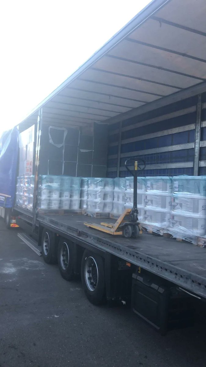 JUBSYSTEMS's tweet photo. All stocked up on our famous silicone render finish thanks to a big delivery from JUB Slovenia 🙌

Contact our team to put in your order 👏

📞0845 688 9866

#ChooseJUB #render #plaster #finish #design #architecture #building #exterior #insulation #solidwallinsulation https://t.co/LLBHv7YTx9