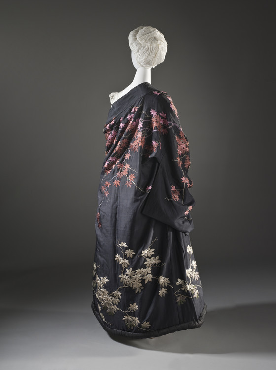 Dressing gown, 1885. Japan for Western markets. LACMA.