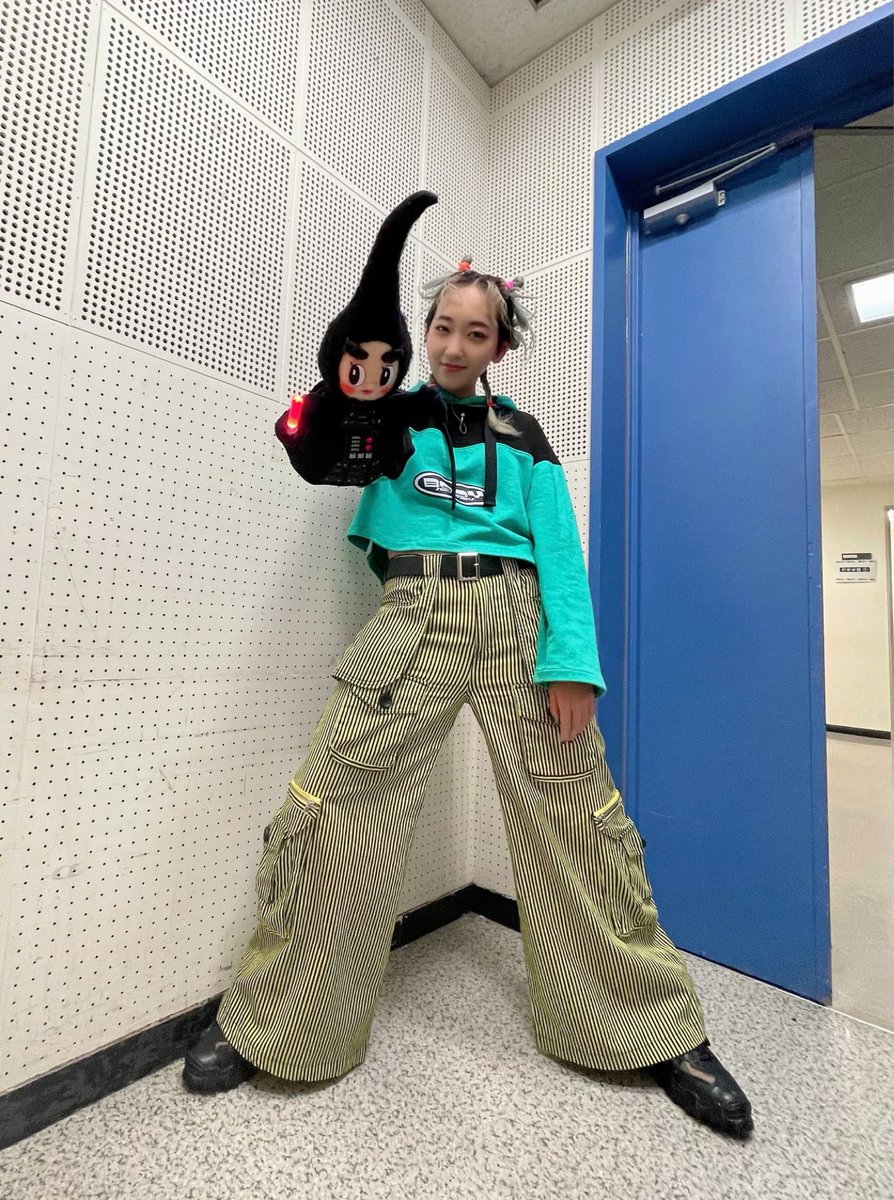 akko_happy_b's tweet photo. NHK「不可避研究中」ありがとうございました！！！剛毛の剛ちゃんの役やらせていただきました🌴🔥 #不可避研究中 https://t.co/u5qhTLcfjd