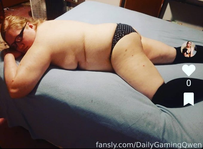 Sketch or paint this one and send it to me and I'll send you some noodles #sexynerd #sexywithglasses<a href="/tag/curvy"class="tags"><span>#curvy</span></a><a href="/tag/art"class="tags"><span>#art</span></a><a href="/tag/nude"class="tags"><span>#nude</span></a><a href="/tag/bbw"class="tags"><span>#bbw</span></a><a href="/tag/sexynerd"class="tags"><span>#sexynerd</span></a><a href="/tag/sexywithgla"class="tags"><span>#sexywithgla</span></a>