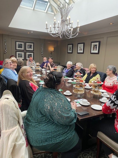 A wonderful festive afternoon tea with out wonderful social prescribing group. Big thanks to Dumfries Arms Hotel for hosting. ⁦⁦<a href="/DumfriesArms/">Dumfries Arms Hotel</a>⁩ ⁦<a href="/Yipworld2000/">Yipworld</a>⁩ ⁦<a href="/SPRINGSocialPre/">SPRING Social Prescribing</a>⁩