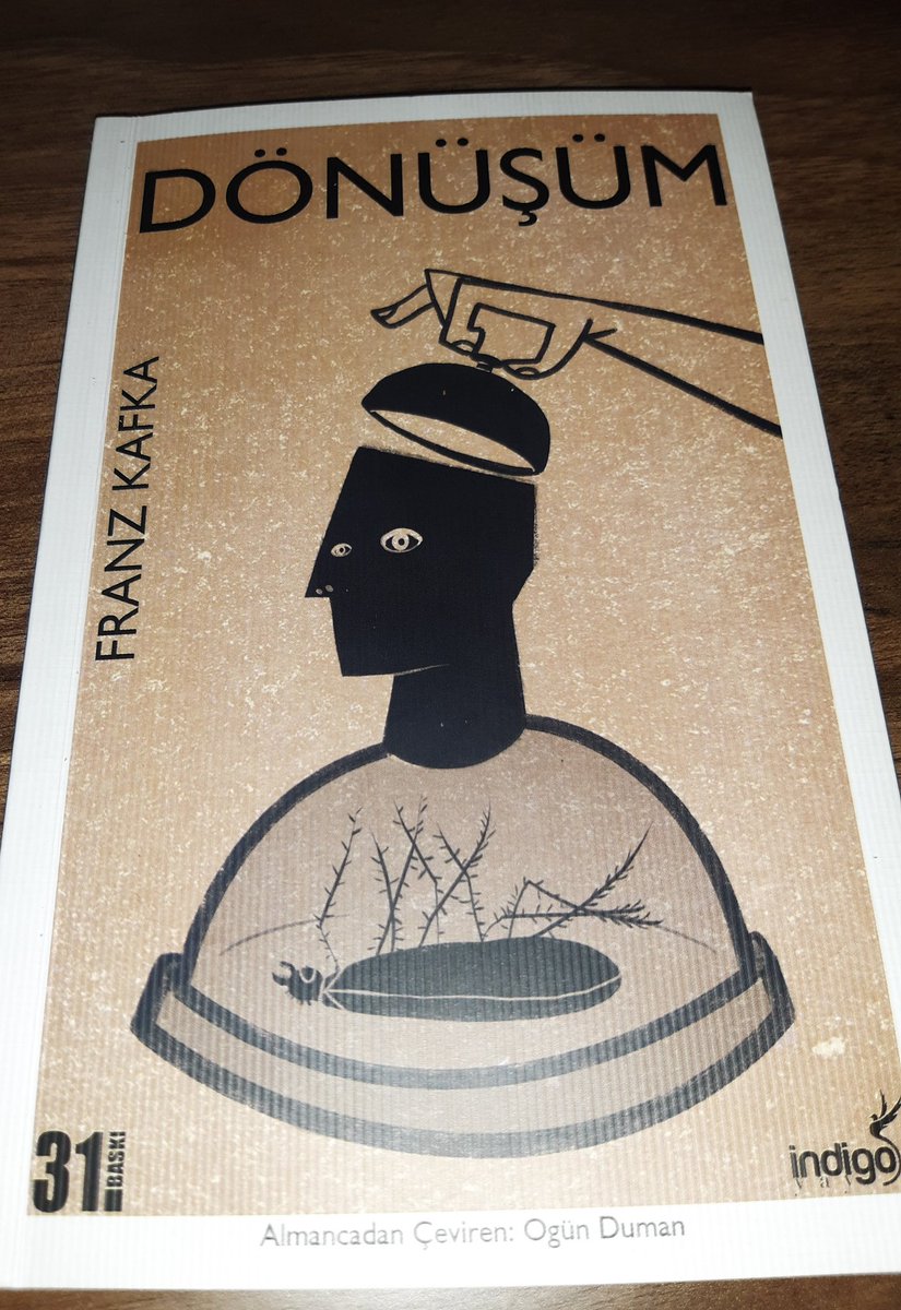 'Biraz daha uyuyup tüm bu saçmalıkları unutsam nasıl olur?' Diye düşündü...
-Kafka, üslubunun sade olabileceğine inandırdı beni👌
#okumalistem 
#kitapseverlertakiplesiyor 
#KitapTavsiyem 
@Benimokumam
@kitap_penceresi 
@1satirarasi 
@asklakalanlar