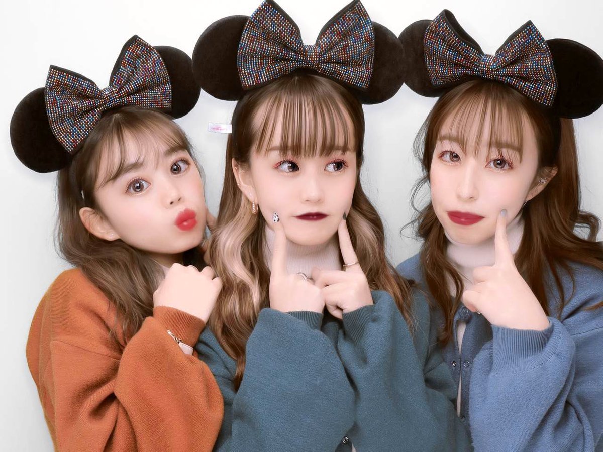 bt__0091's tweet photo. 🤎💚💙 https://t.co/hFkUTKrszJ
