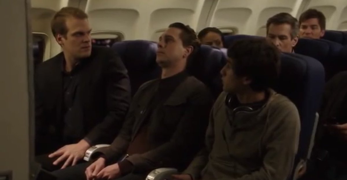 caitsands's tweet photo. getting the @jack email while i am sitting on the plane back from thanksgiving really had me feeling like i was living episode 7 of Newsroom https://t.co/DHxCrTzjta