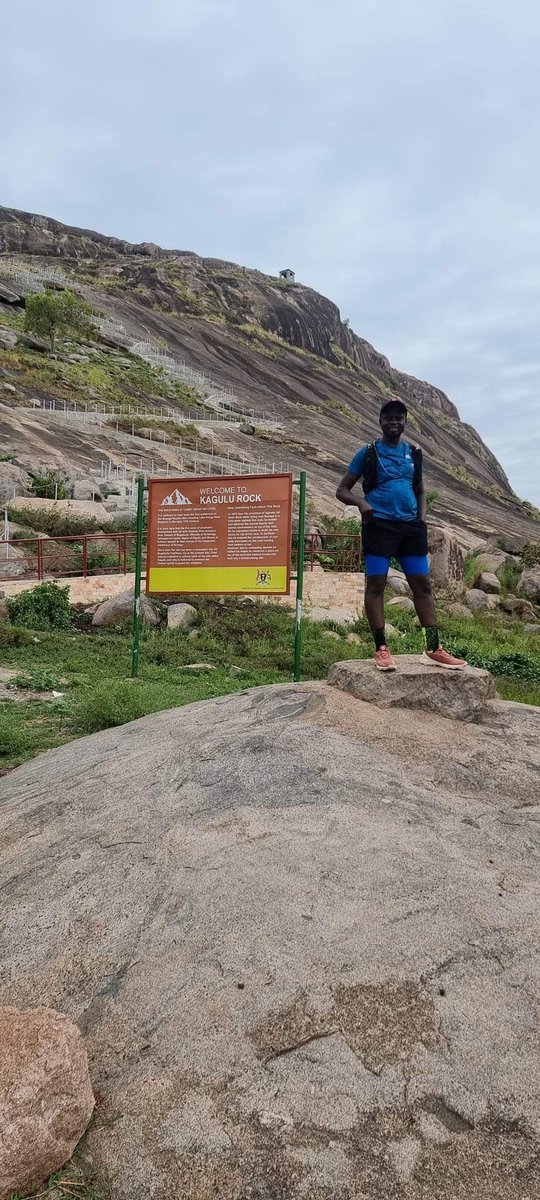 Mwembu_Mwembu's tweet photo. It's been a good day here in Buyende, Kagulu hill down. And we run up various  other rocks!!!

We're here to cause inflation in Busoga.
#Omuntuwawansi #ugkop #hiking #LFC #climbing #AdventureTime https://t.co/mge8KKCPnU