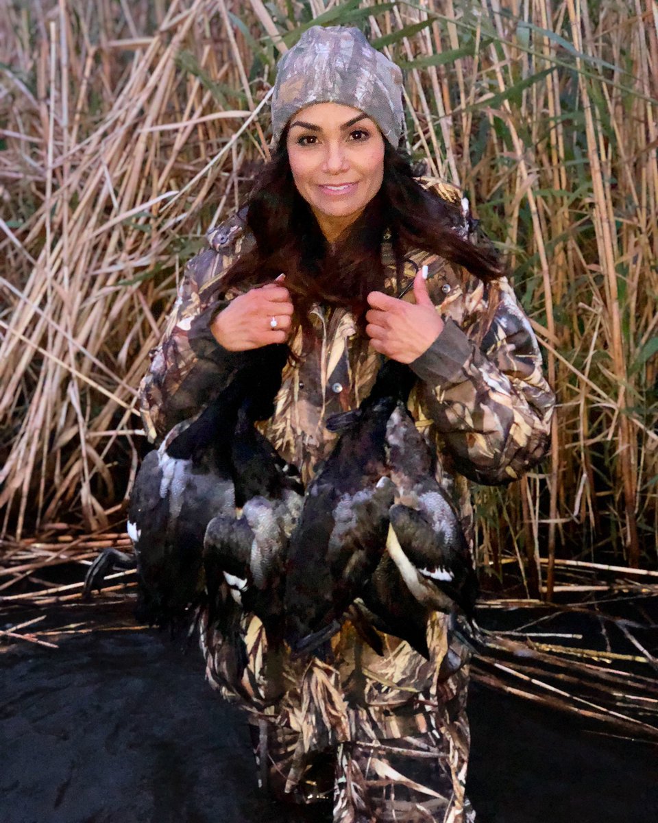 Who was out for lil waterfowl action? #ducks #waterfowl #hunt #diverducks #organic #freshfood