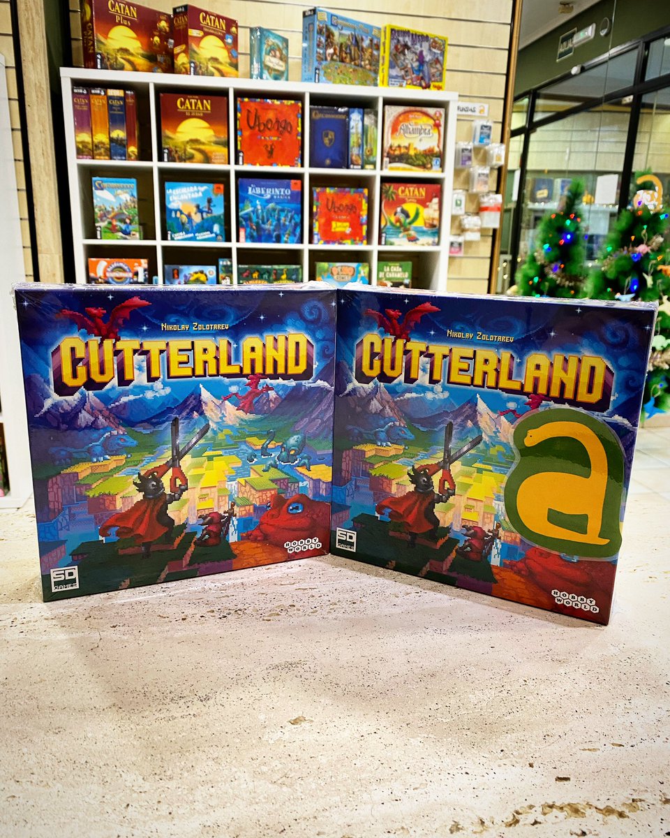 ludosaurus_vlc's tweet photo. Armaos de valor, de tijeras y ale… ¡Al tajo! Ya tenemos Cutterland de @PlaySDGames en #ludosaurus, un juego la mar de simpático que te hará recortar las cartas para componer un terreno lo más prolífico posible… ¡¡Cuidado con los Krakens del rival!! #juegosdemesa #cutterland https://t.co/YVVQvD4KFw