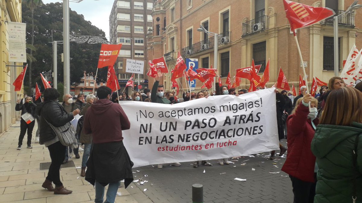 ManuelMartínezSolera🔻 tweet media