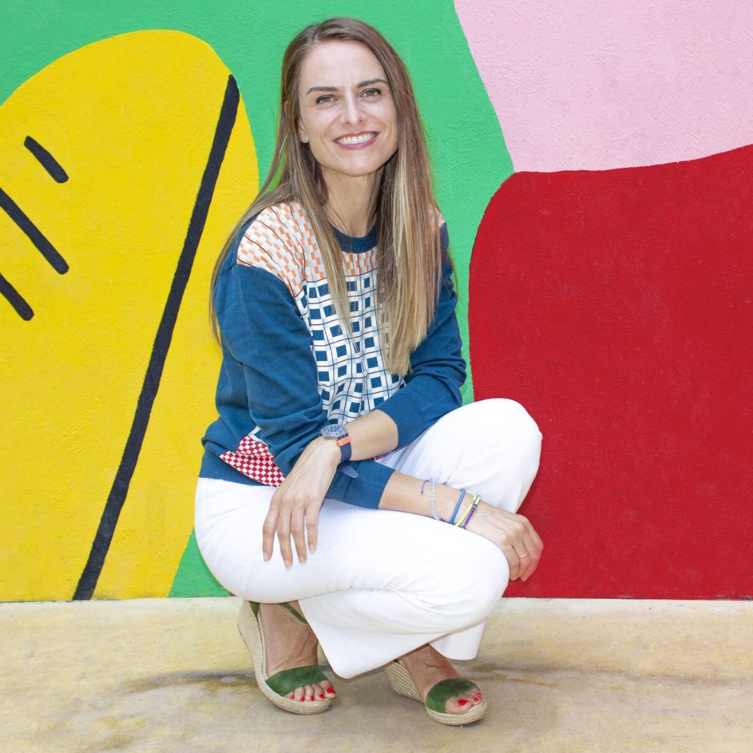 La periodista María de Quesada publica La niña amarilla( Ed. Vergara) donde cuenta junto a otras veintitrés personas su experiencia de intento de #suicidio.

Puedes leer la #entrevista que le hemos hecho aquí 👇🏼

padresycolegios.com/maria-quesada-…