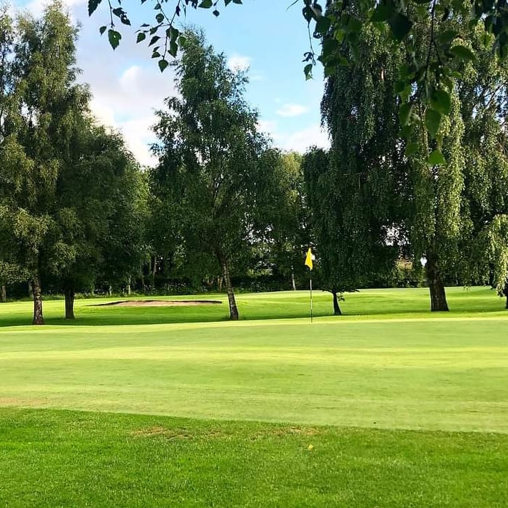 ClaysGolf's tweet image. Our Simply Play golf membership is simple, flexible and affordable ✅
. 
. 
Buy points from one of our three packages, then simply book when you want to play! There’s no annual subscriptions, no joining fees and what you don’t use, you don’t lose!
. 
.
 claysgolf.co.uk/simplyplay/