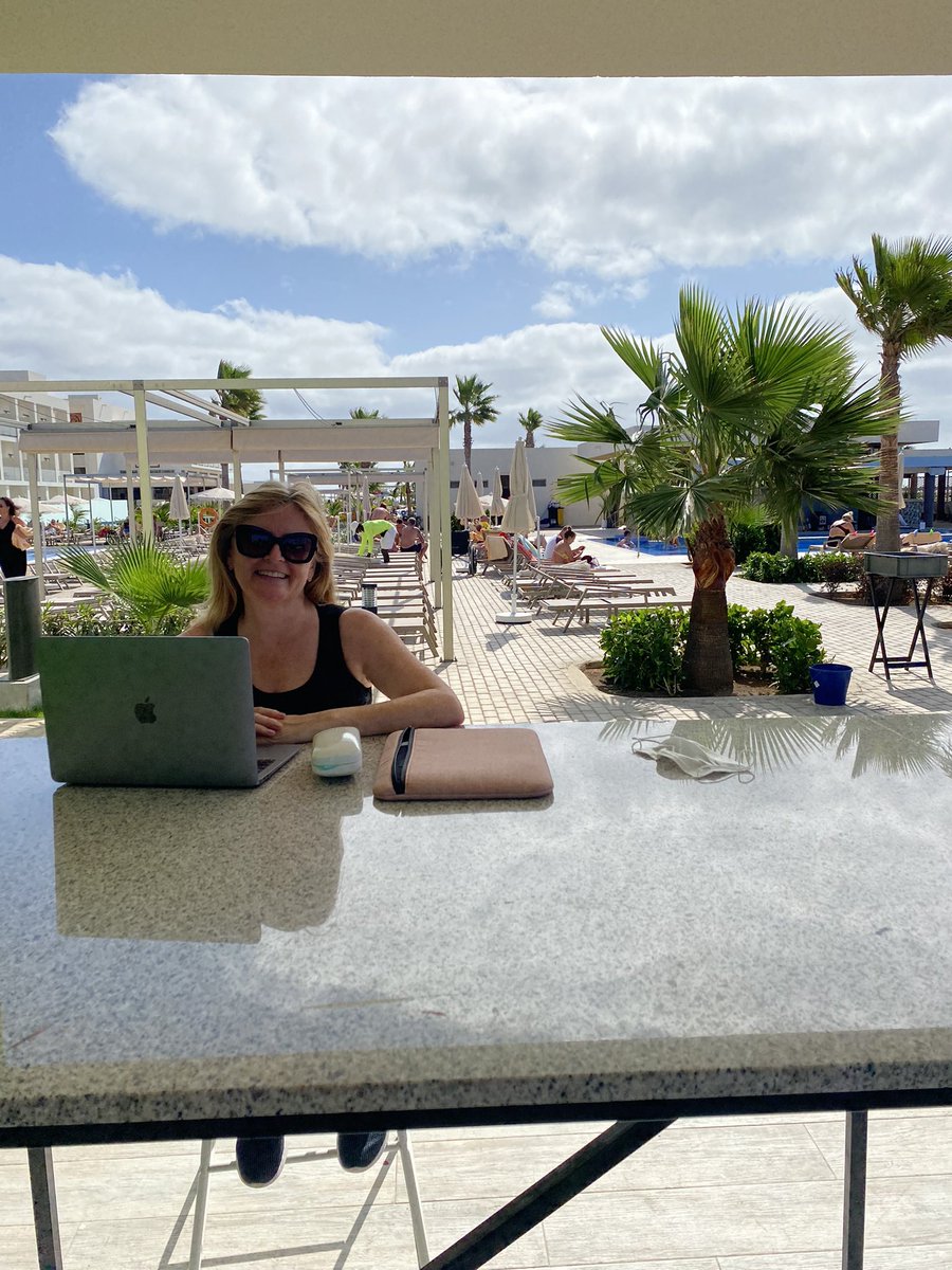 AJBconsultancy's tweet photo. Monday morning working very remotely !! 🙋‍♀️ https://t.co/Oh9uoRwFqe