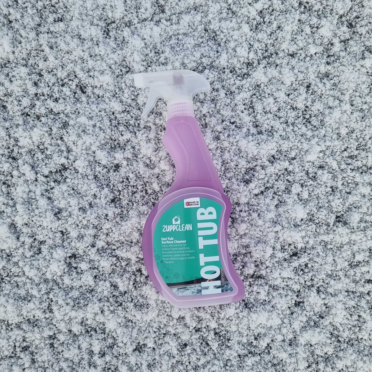 Jack frost has been 🥶❄️ which means it's the perfect time to jump into the hot tub to thaw!🥰

#hottubtime #Winter #Snow #❄️