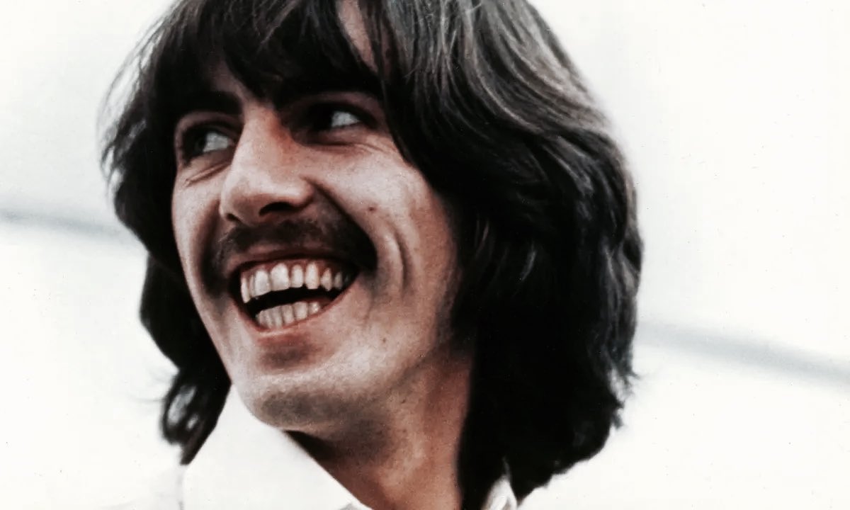 retrochenta's tweet photo. Hoy hace 20 años que nos dejó el legendario George Harrison. #GeorgeHarrison https://t.co/bIahDM5NDT