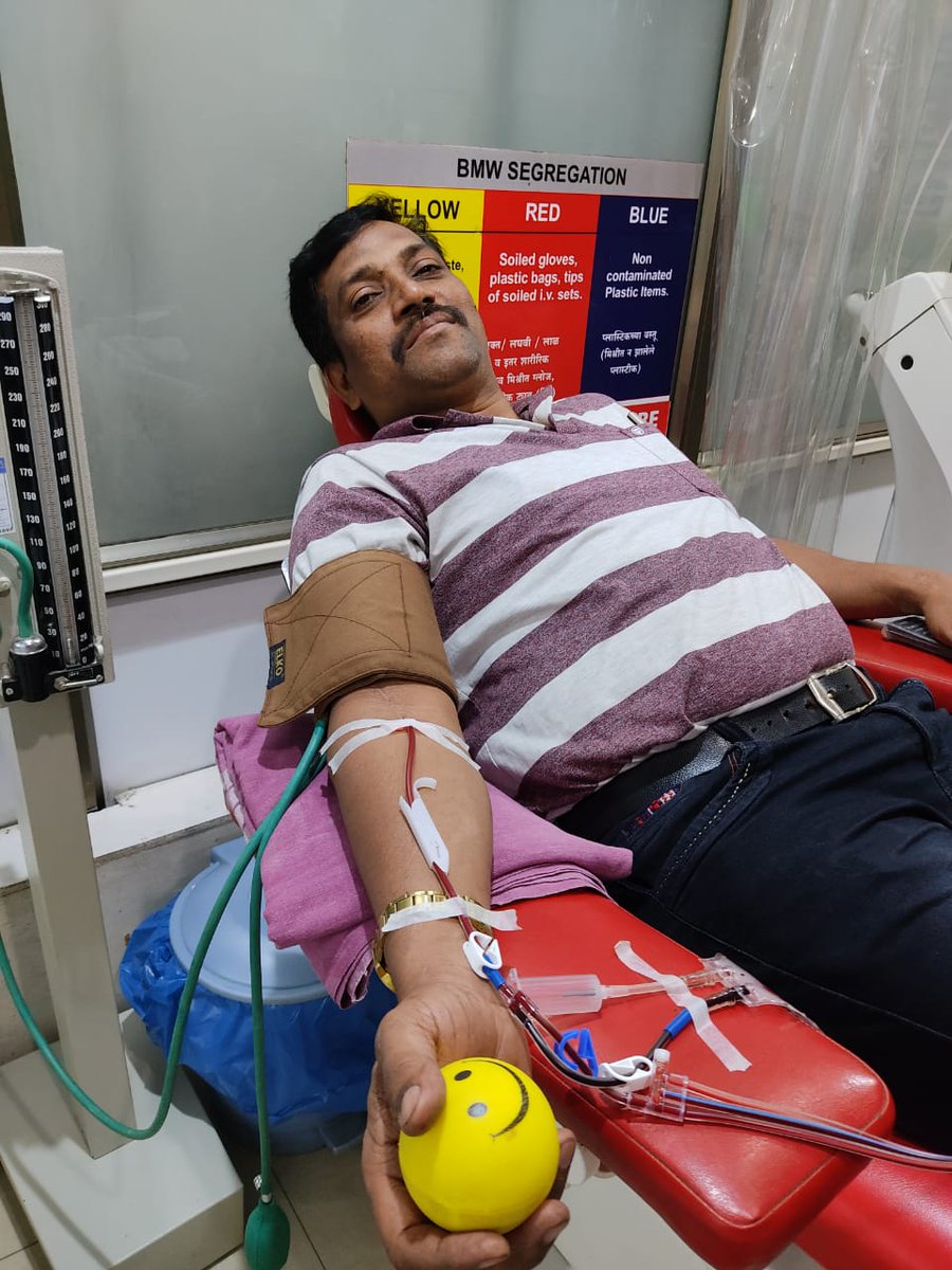 nirmulan's tweet photo. On 23rd November, a woman undergoing treatment at Sai Nursing Home in Kolhapur needed platelets of A+ve blood group. Our member Sangram Pawar Sir donated platelets. Thank you very much sir for donating platelets considering the need. https://t.co/lDePVXpo0t