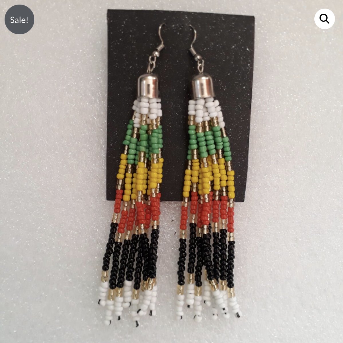 baseaconline's tweet photo. SALE SALE SALE!
Zimbabwe Tussel Earrings
Was $10.00 Now $8.00
Stylish tussell earrings in Zimbabwe’s flag colours.

https://t.co/PCsqqcIo9P

#art #crafts #festive #onlinestore #africanart #zimbabweanart #zimbabweanartist #Zimbabwe https://t.co/IMrwy0v11y