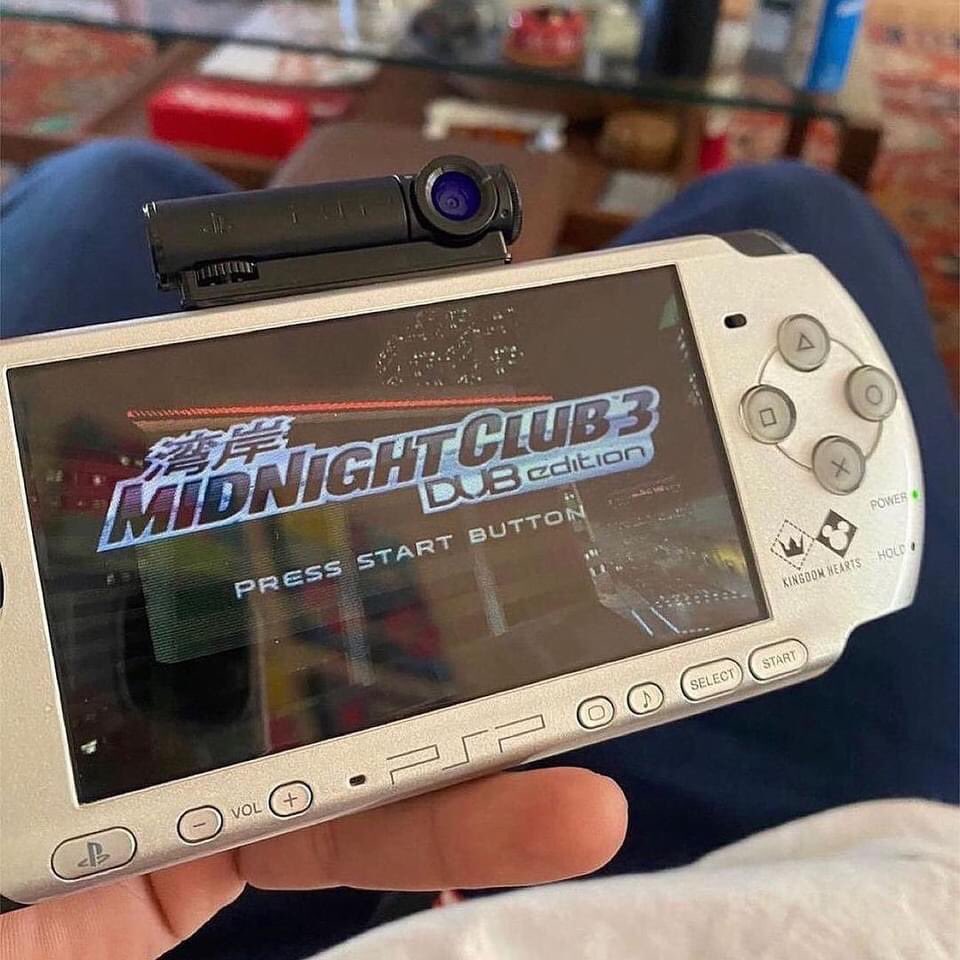 Fuckingmissingg's tweet photo. U still remember this?

psp (2004) https://t.co/0PzrwnHpfQ