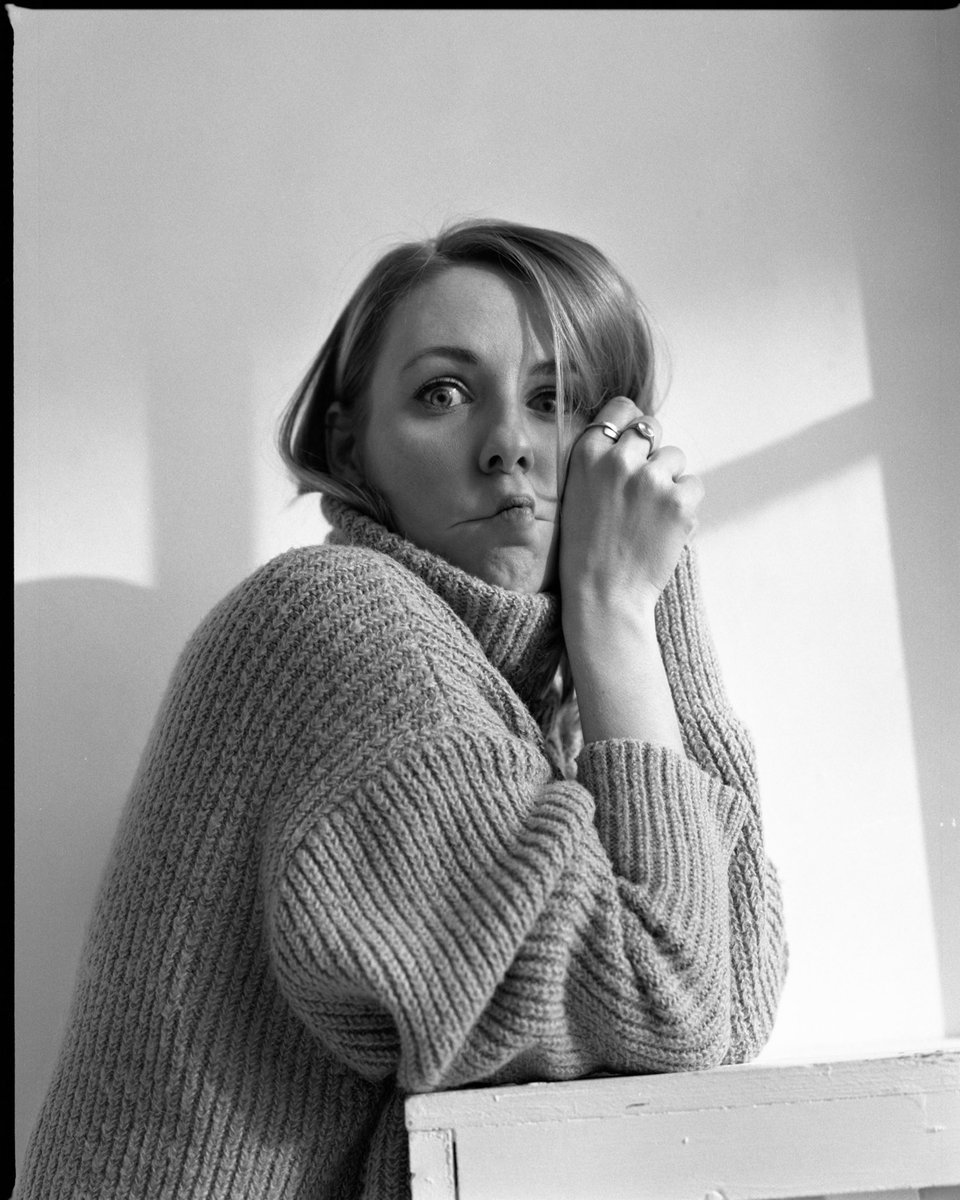 krauze_anna's tweet photo. #ActorPortrait on film with Ricky Marro. #Actorslife #Headshot #Portrait #PolishActor #LondonActor @PassStrangerTC https://t.co/onZOu78dJs
