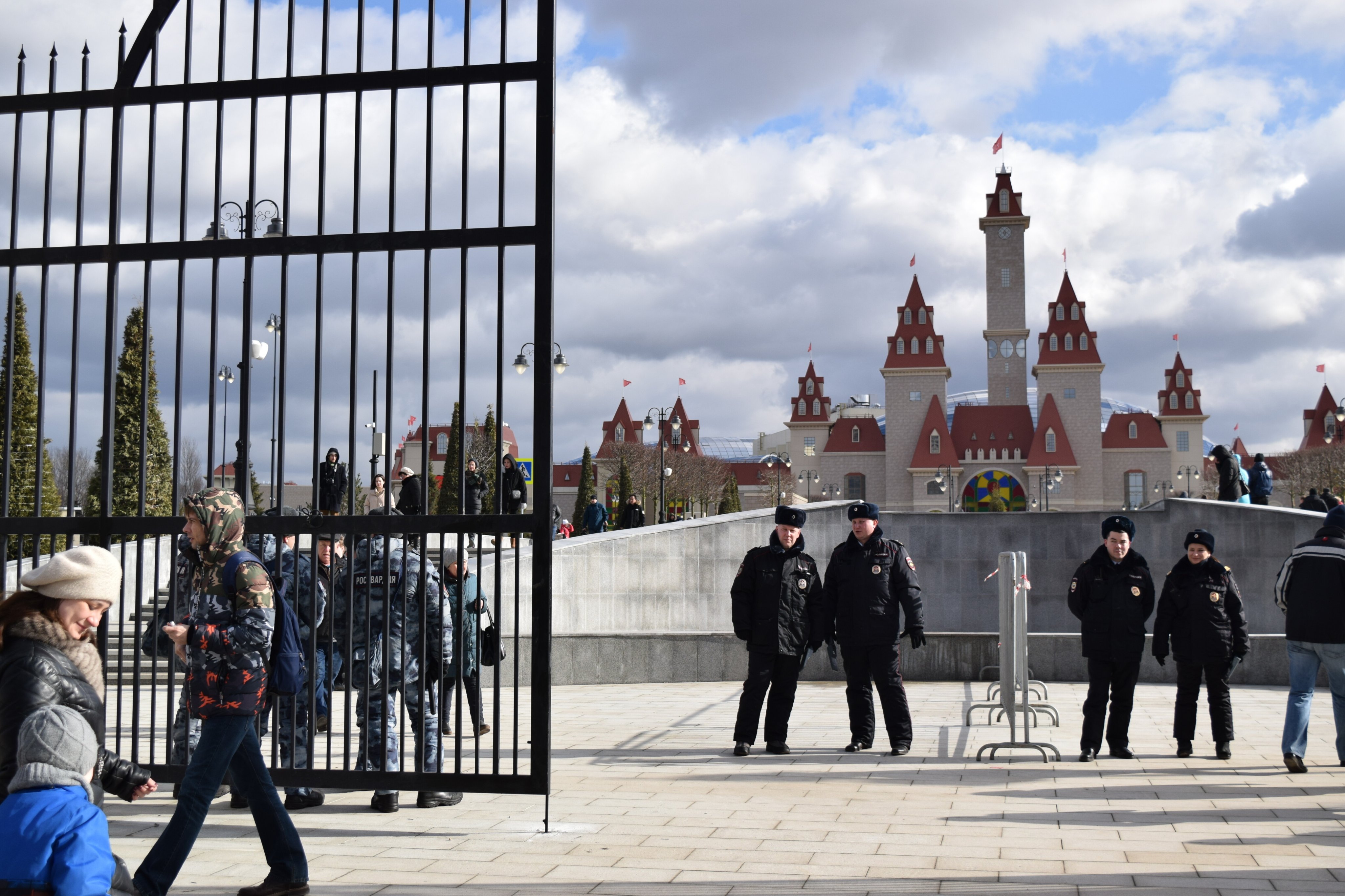 Диснейленд в Москве остров мечты