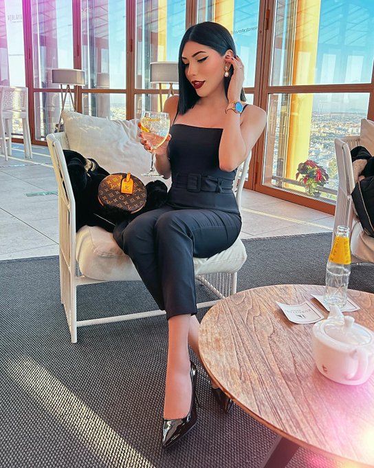 Wanna have a drink with me 😏🍸 https://t.co/ypqMuQC3VC<a href="/tag/sexy"class="tags"><span>#sexy</span></a><a href="/tag/transgirl"class="tags"><span>#transgirl</span></a><a href="/tag/onlyfans"class="tags"><span>#onlyfans</span></a>