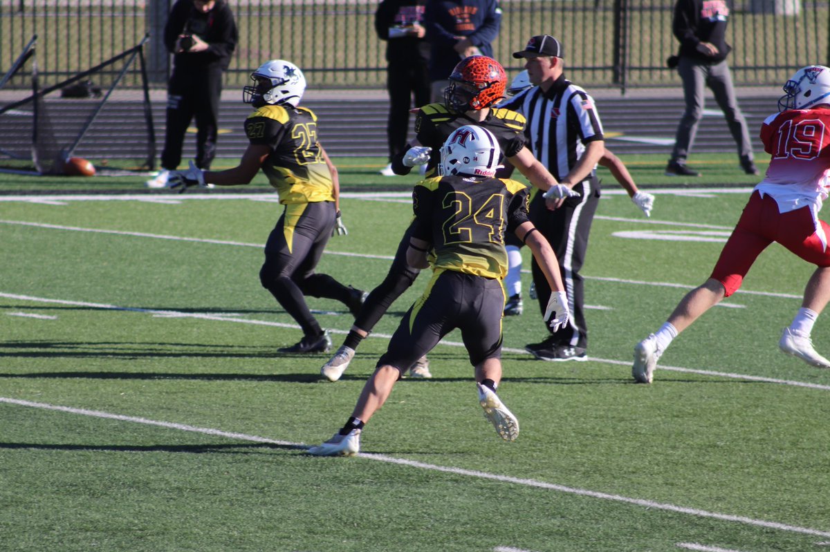 Connor Grinstead (@cgrinstead14) on Twitter photo Thank you <a href="/riverbattlebowl/">River Battle Bowl</a> for allowing me to compete one more time. Was a great opportunity and coaching staff was amazing! Thank you <a href="/riverbattlebowl/">River Battle Bowl</a> for allowing me to compete one more time. Was a great opportunity and coaching staff was amazing!