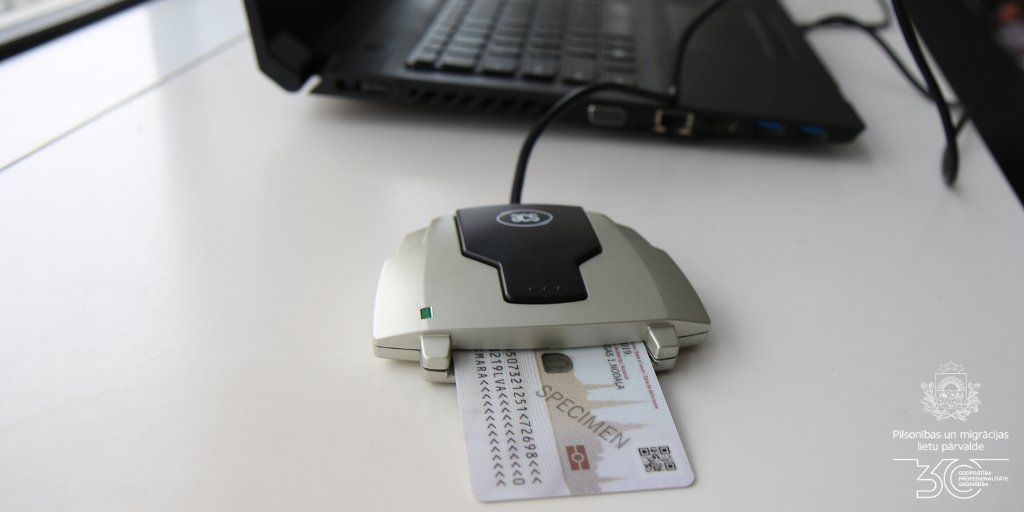 IeM_PMLP's tweet photo. ❗ Mūsu kolēģi @LVRTC atgādina, ja elektronisku dokumentu pārbaudei un parakstīšanai izmanto programmu eParakstītājs 3.0, atceries veikt atjauninājumus!
👉 Jaunākā programmas eParakstītājs 3.0 versija pieejama šeit: https://t.co/MzeSeDoGnw
#eParaksts @eIDkarte #PMLP https://t.co/KSwrxyqNsF