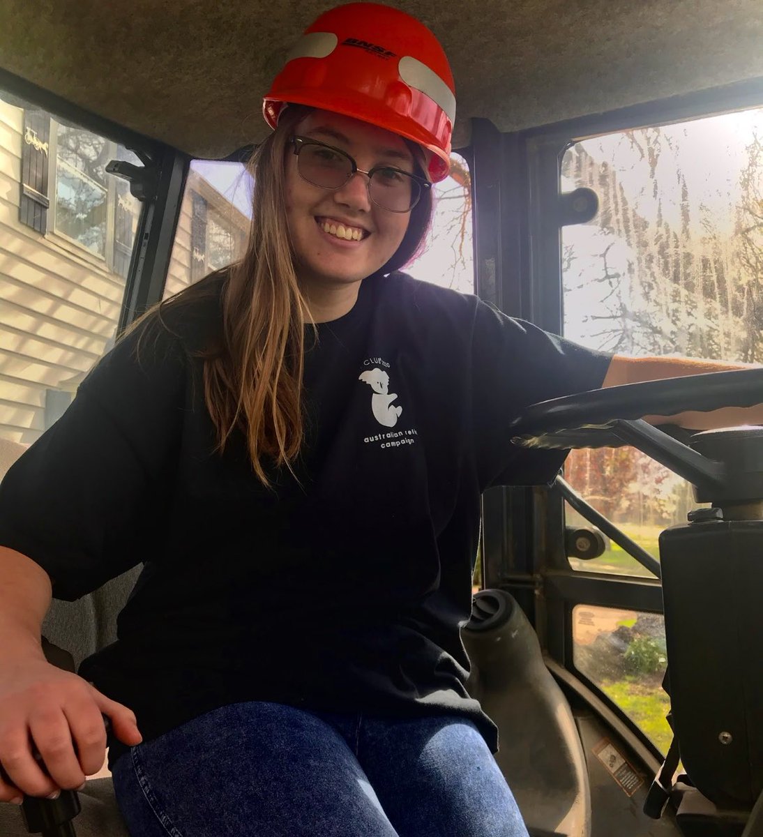 IIKeyClub's tweet image. Meet The District Board Monday:
Division 18/19 Lieutenant
Governor, Eloise Greene

A Few Fun Facts About Eloise:
-Loves golden doodles
-Involved in Martial Arts
-Third Degree Black Belt
Favorite Key Club Memory:
-Home Club raked leaves!

#MeetTheBoardMonday #KeyClub