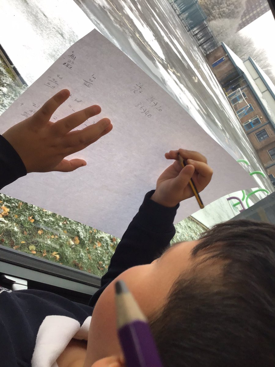Y4Barton's tweet photo. Todayβs Maths lesson objective was to estimate answers. It can be a tricky concept but the children showed a great attitude to learning and made some great estimations using their rounding skills! ββ
#year4maths #estimating #calculations https://t.co/LTBe4MucJu