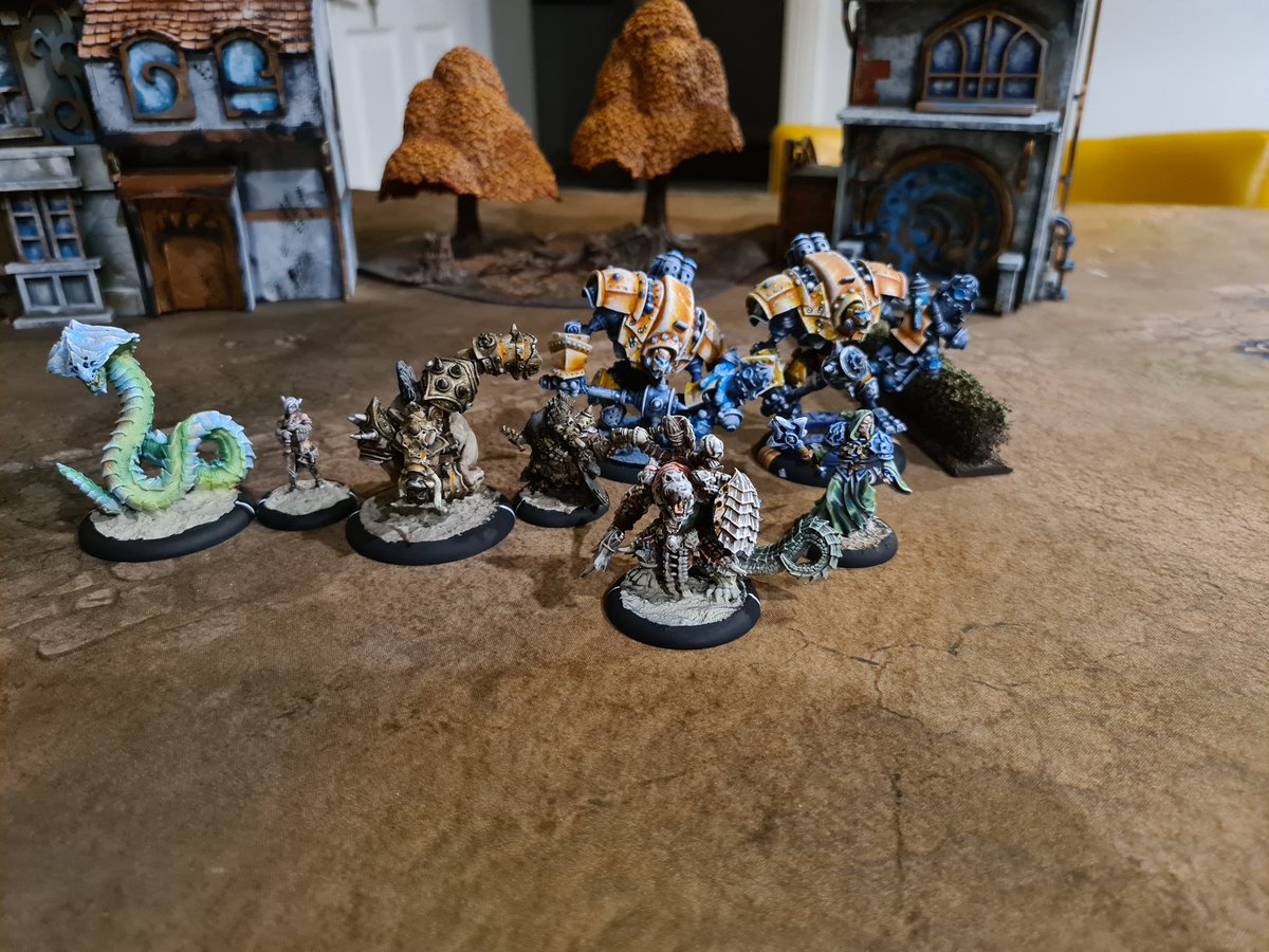 gigantorjosh's tweet image. Okay so I've been painting a bit this month. 
It's all just to an okay table standard but I've been quite happy with my production rates this month while working.
#cygnar #warmachine #hordes #warmahordes #Minions #circleorboros