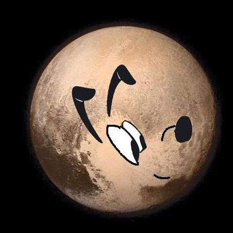 J'aime beaucoup ces deux images de Pluton par la sonde New Horizons.