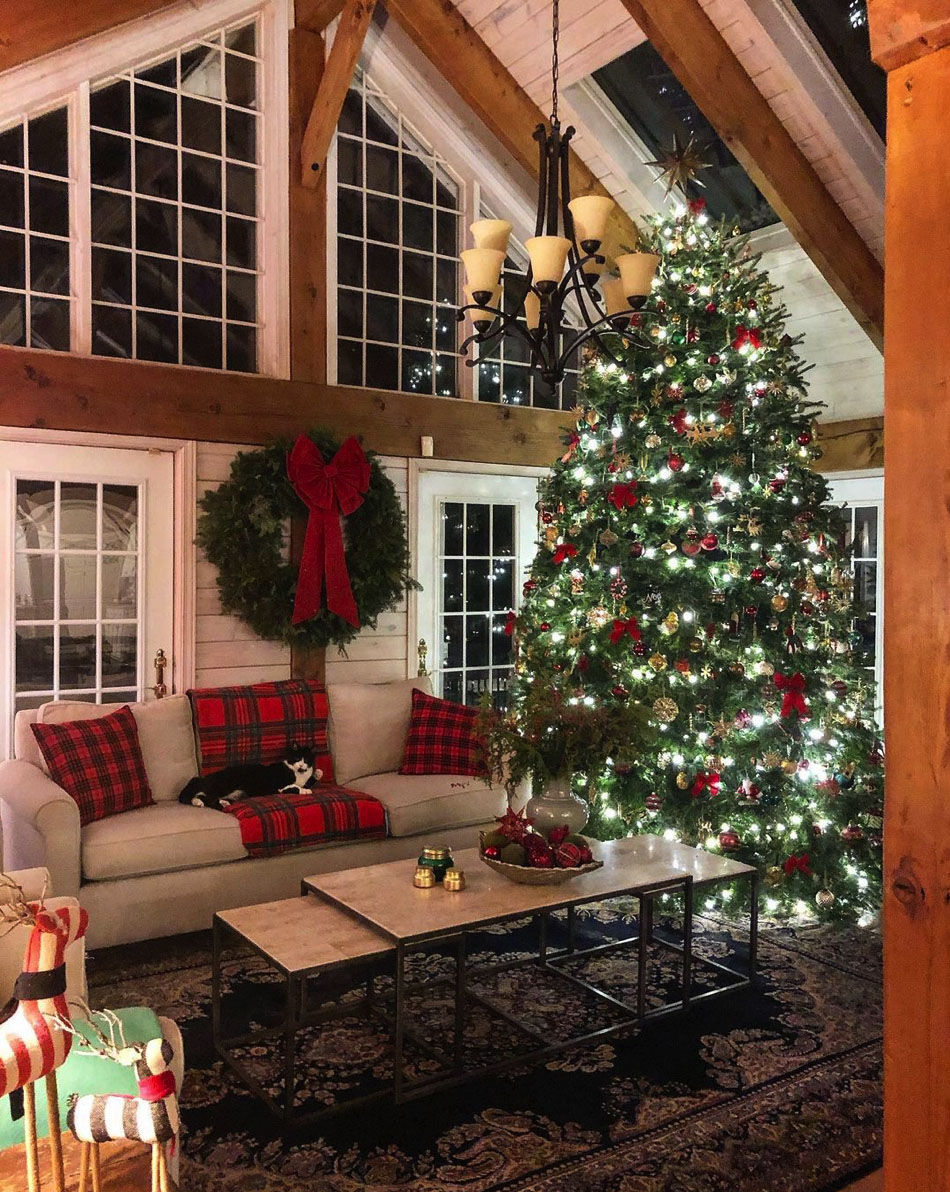 18 Stunning Ideas For A Very Merry Rustic Farmhouse Christmas
onekindesign.com/2020/11/13/rus…