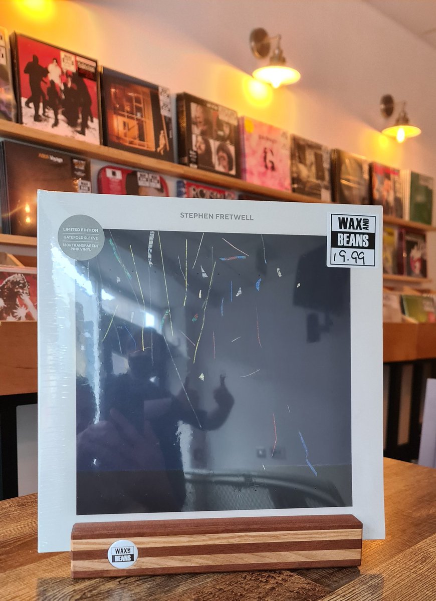 waxandbeans's tweet image. We're packed in store for a Monday.

Currently spinning @stephenfretwell  'Busy Guy' alongside the @LlSTENlNG_PARTY replay button.

You can replay here timstwitterlisteningparty.com/pages/replay/f…

Our stock of this excellent album is here
waxandbeans.co.uk/products/steph…

🖤🤍🖤