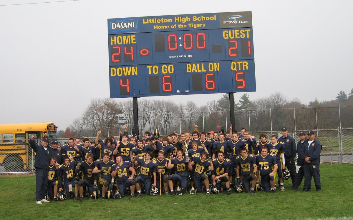lps_athletics's tweet photo. Looking back on 20 years - 2 of 4 - Players:
To all the players that have come through our program over the last 20 years, thank-you for the journey. I hope you have positive memories of playing football at LHS and are a better person as a result of the experience.
Go Tigers! https://t.co/SeOcm6NS4w