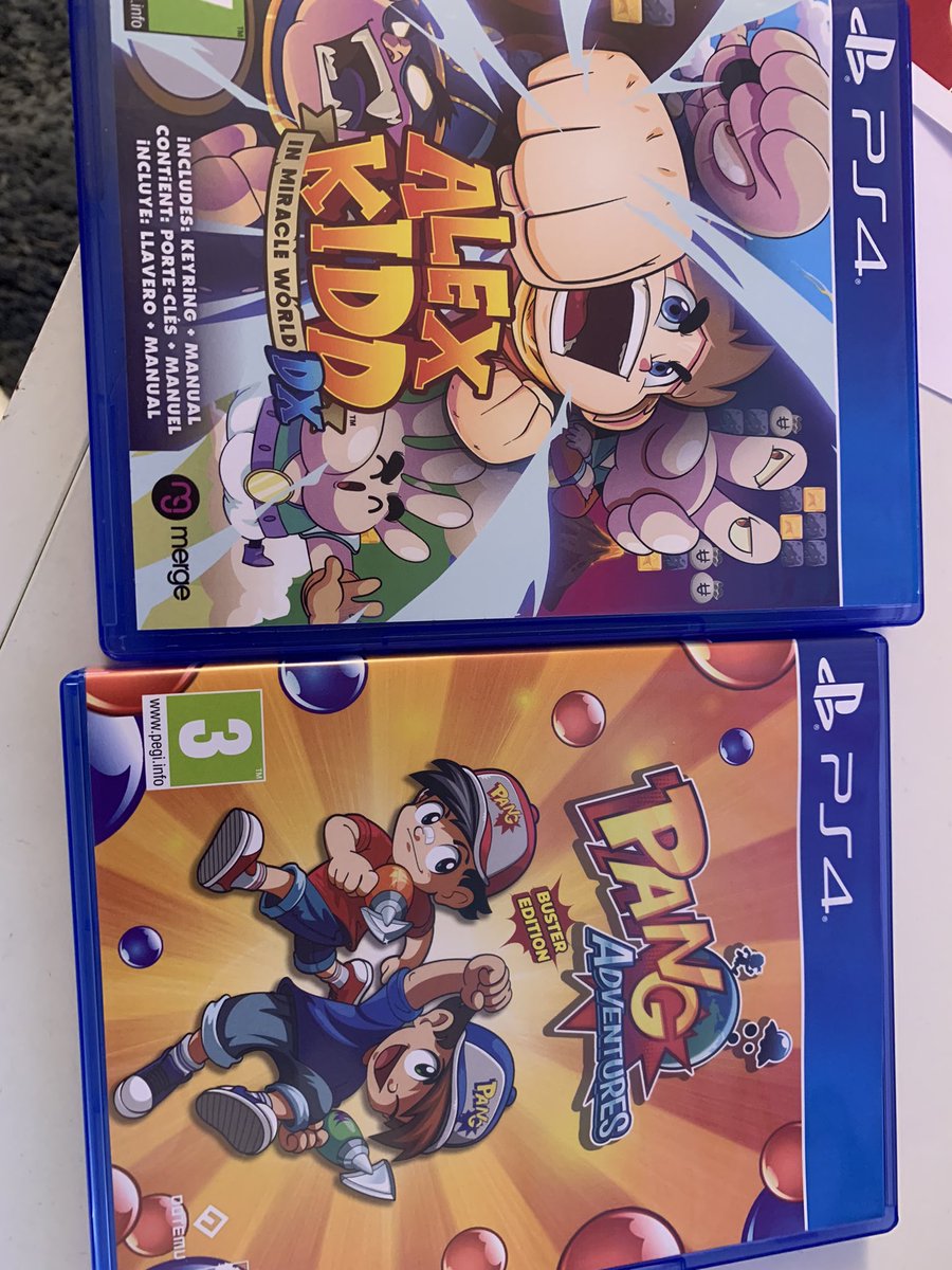 DeyanyraOne's tweet photo. Al final no he podido resistirme y me he pillado un par de juegos de mi infancia en @CarrefourES #alexkid #superpang #enjoyingthegames https://t.co/c1lH4ZUiXS