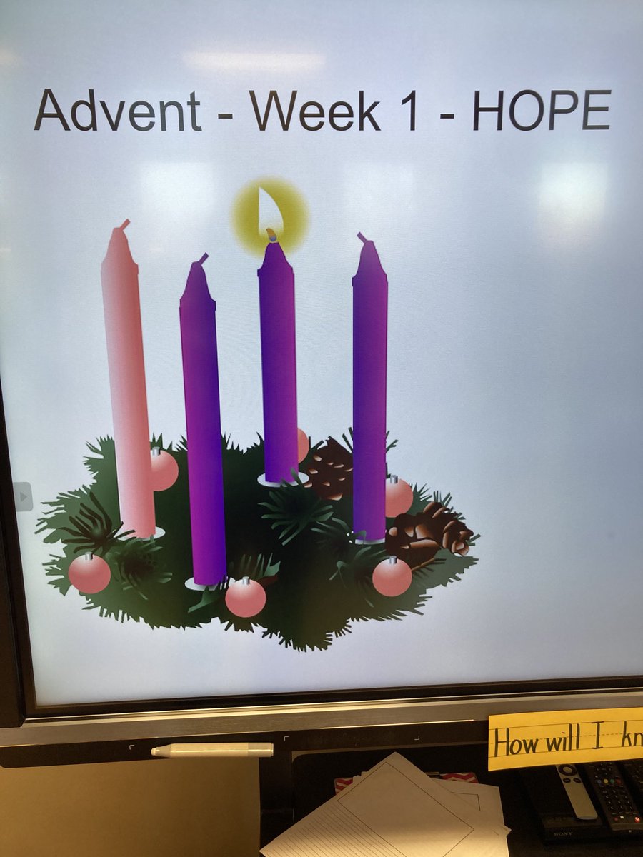 anne_perryman's tweet photo. We are filled with HOPE as we wait for baby JESUS ⁦@SHMSlouisville⁩ https://t.co/7CAuhrICA0