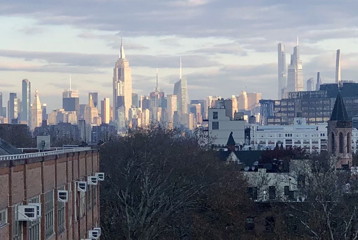 ItsSeansTweets's tweet photo. I’ve missed this view.
Hello, Manhattan… and all you loves 😘

#BackInBrooklyn https://t.co/QOGqHsx5jM