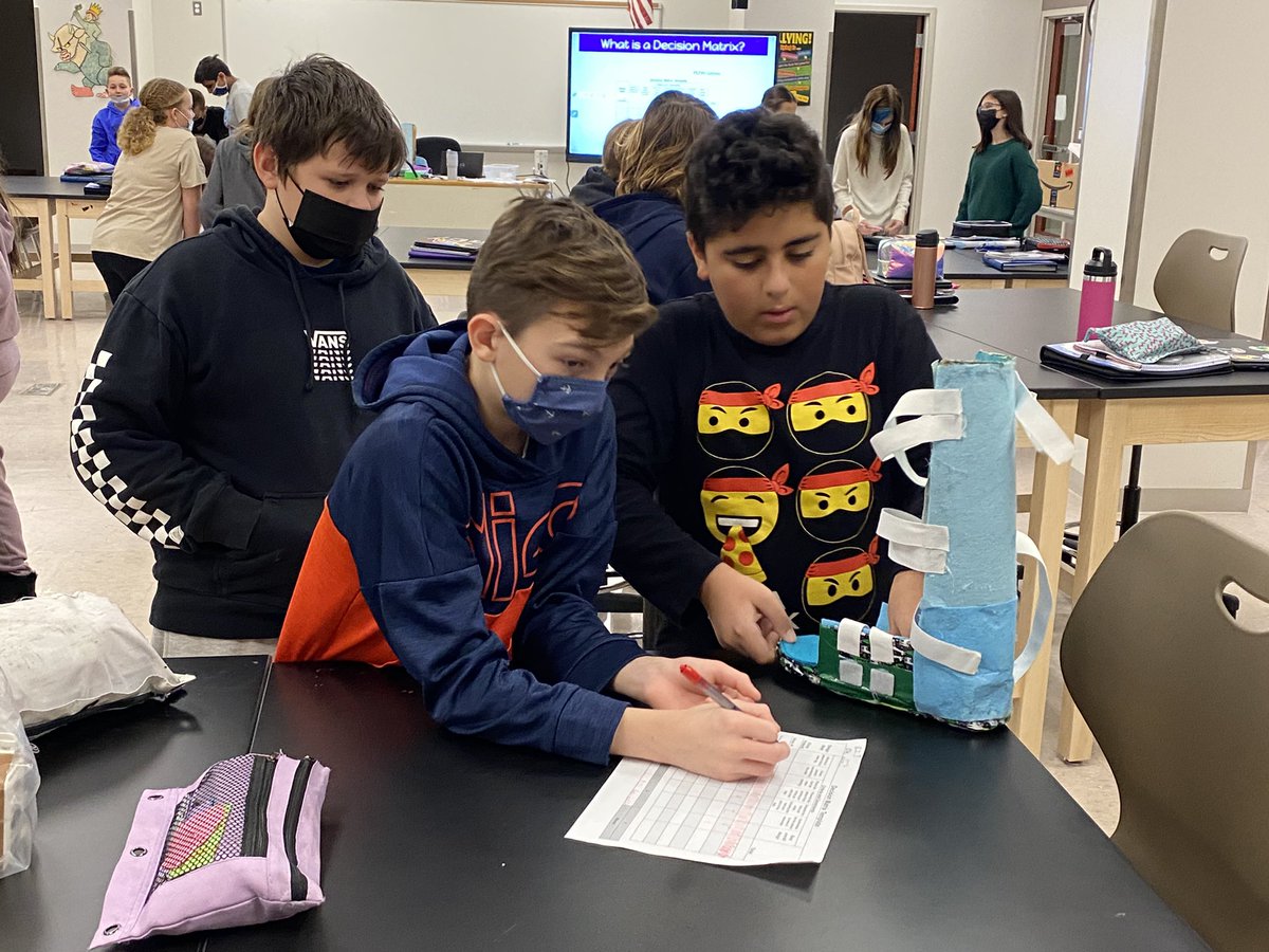 donfilips27's tweet image. NRMS STEM 💎💎💎 MVPs 🥇AFO Evaluation Day #decisionmatrix #pltw #NRinspiregreat