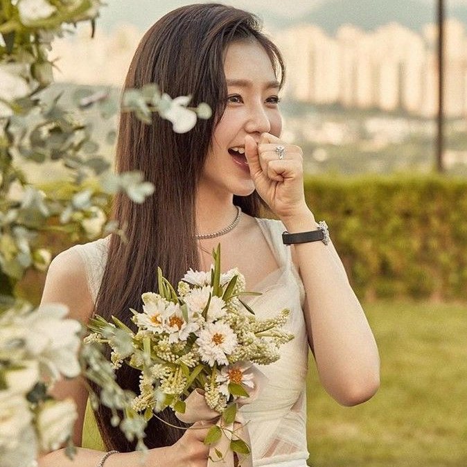 irene pics tweet media